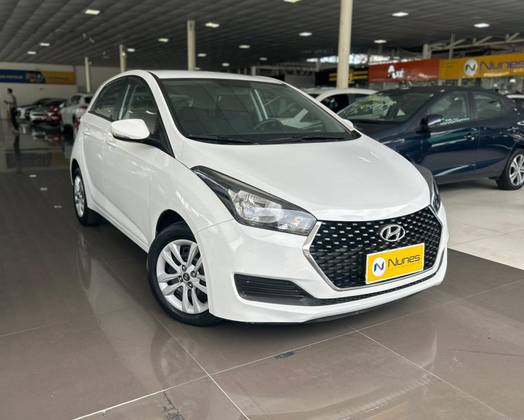 HYUNDAI HB20 1.0 COMFORT PLUS 12V FLEX 4P MANUAL HYUNDAI HB20 1.0 COMFORT PLUS 12V FLEX 4P MANUAL